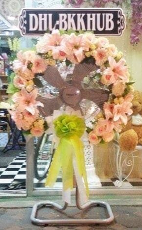 ร้านพวงหรีดวัดลาด ในเครือพวงหรีดธรรมะ จังหวัดเพชรบุรี จากDHL-BKKHUB