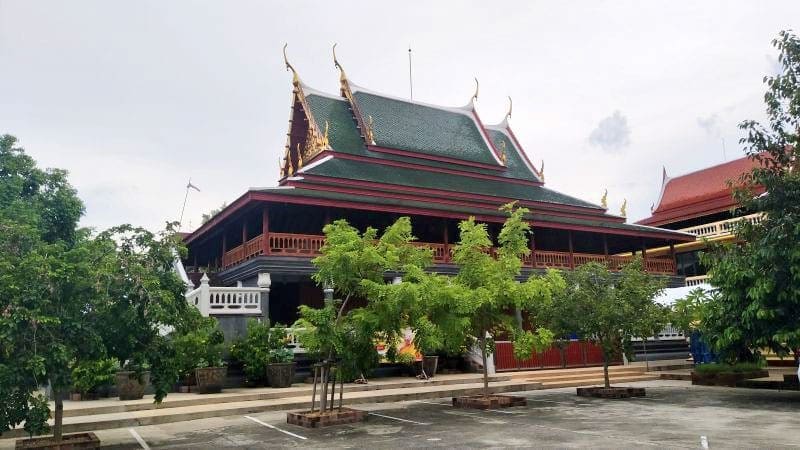 ศาลา วัดแก้วไพฑูรย์ ภาพโดยร้านพวงหรีดธรรมะ