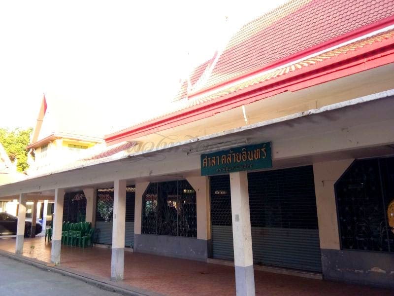 ศาลาภายในวัด วัดคลองเตยใน ภาพโดยร้านพวงหรีดธรรมะ