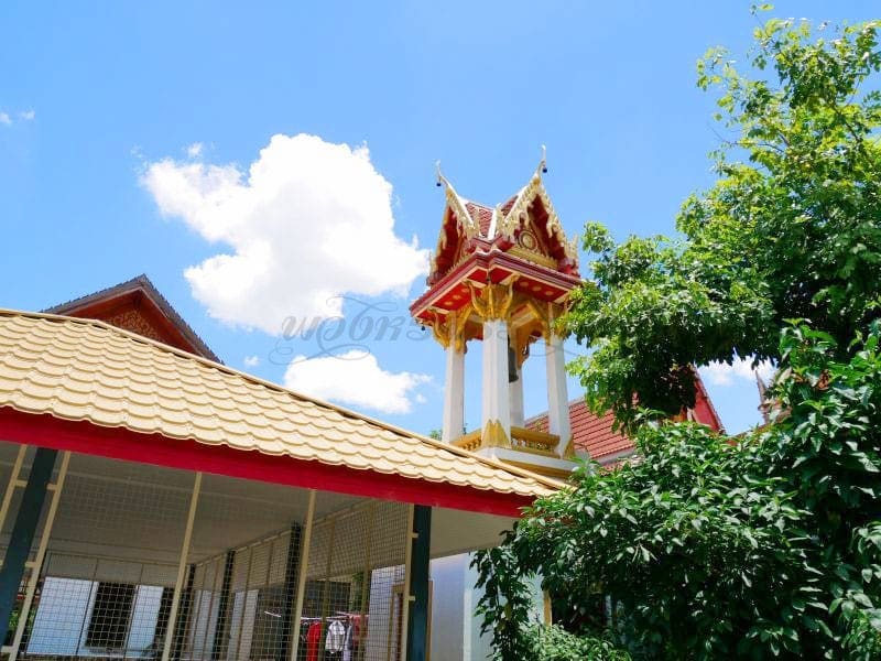 หอระฆัง วัดสุนทรธรรมทาน ภาพโดยร้านพวงหรีดธรรมะ