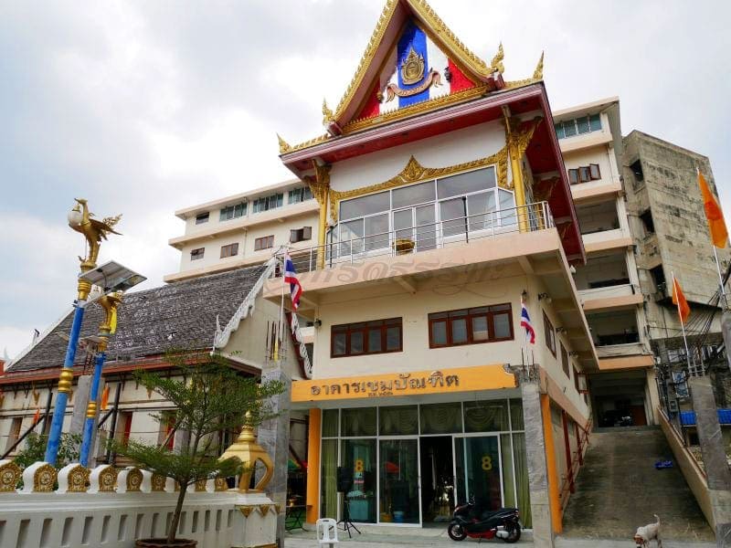 อาคารภายใน วัดดวงแข โดยร้านพวงหรีดธรรมะ