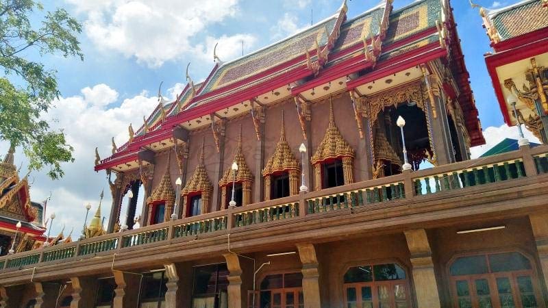โบสถ์ วัดยายร่ม ภาพโดยร้านพวงหรีดธรรมะ