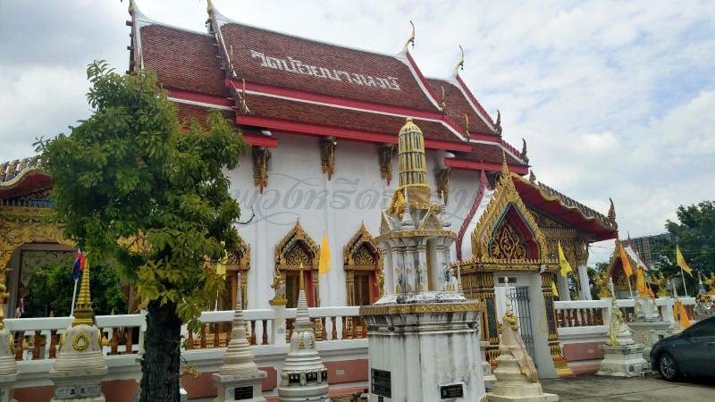โบสถ์ วัดน้อยนางหงษ์ ภาพโดยร้านพวงหรีดธรรมะ