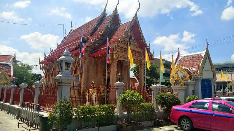โบสถ์ วัดเลา พระราม2 ภาพโดยร้านพวงหรีดธรรมะ