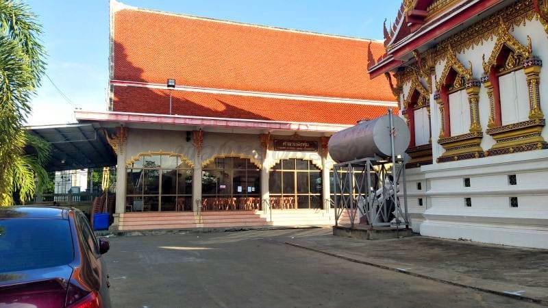 ทางเข้าศาลา วัดสิงห์ ภาพโดยร้านพวงหรีดธรรมะ