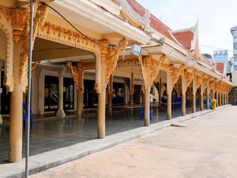 ศาลา วัดพระไกรสีห์ ราม 21 โดยร้านพวงหรีดธรรมะ