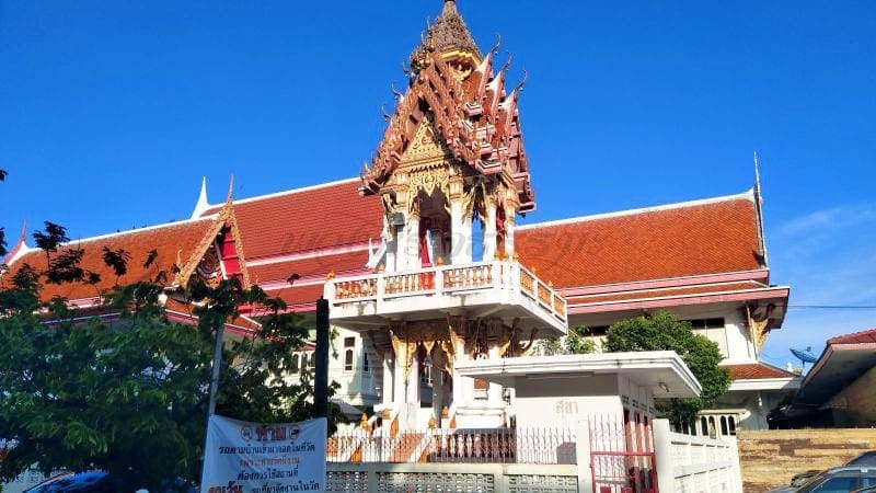 หอระฆัง วัดสิงห์ ภาพโดยร้านพวงหรีดธรรมะ