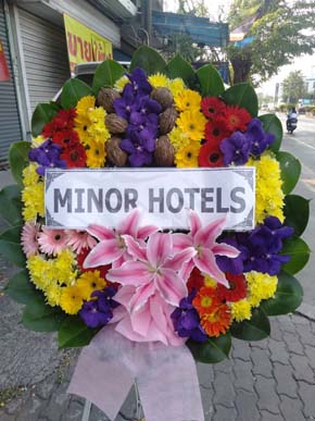 ร้านพวงหรีดวัดส้มเกลี้ยง นนทบุรี พวงหรีดจากminor Hotels